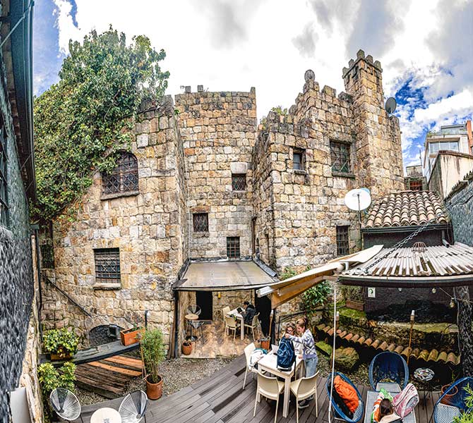 El castillo de café en Bogotá: Un lugar mágico para tus planes